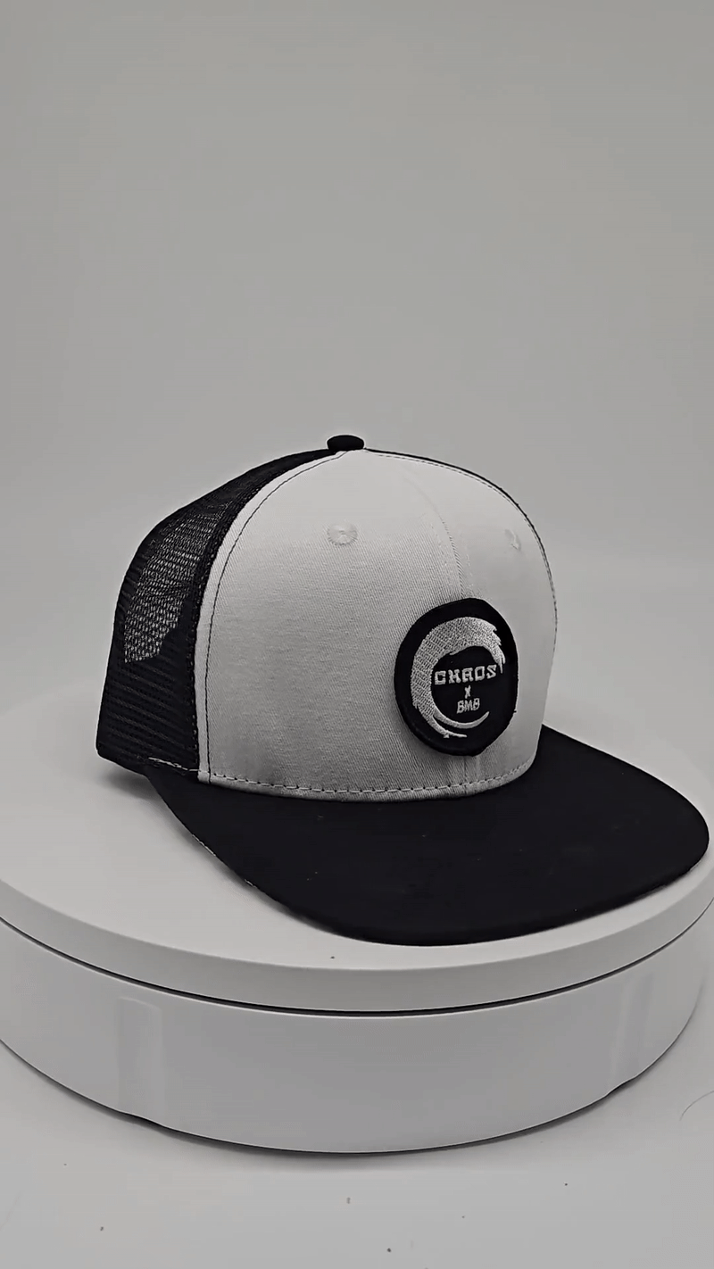 MATCHING SNAPBACK CAP - Classic trucker