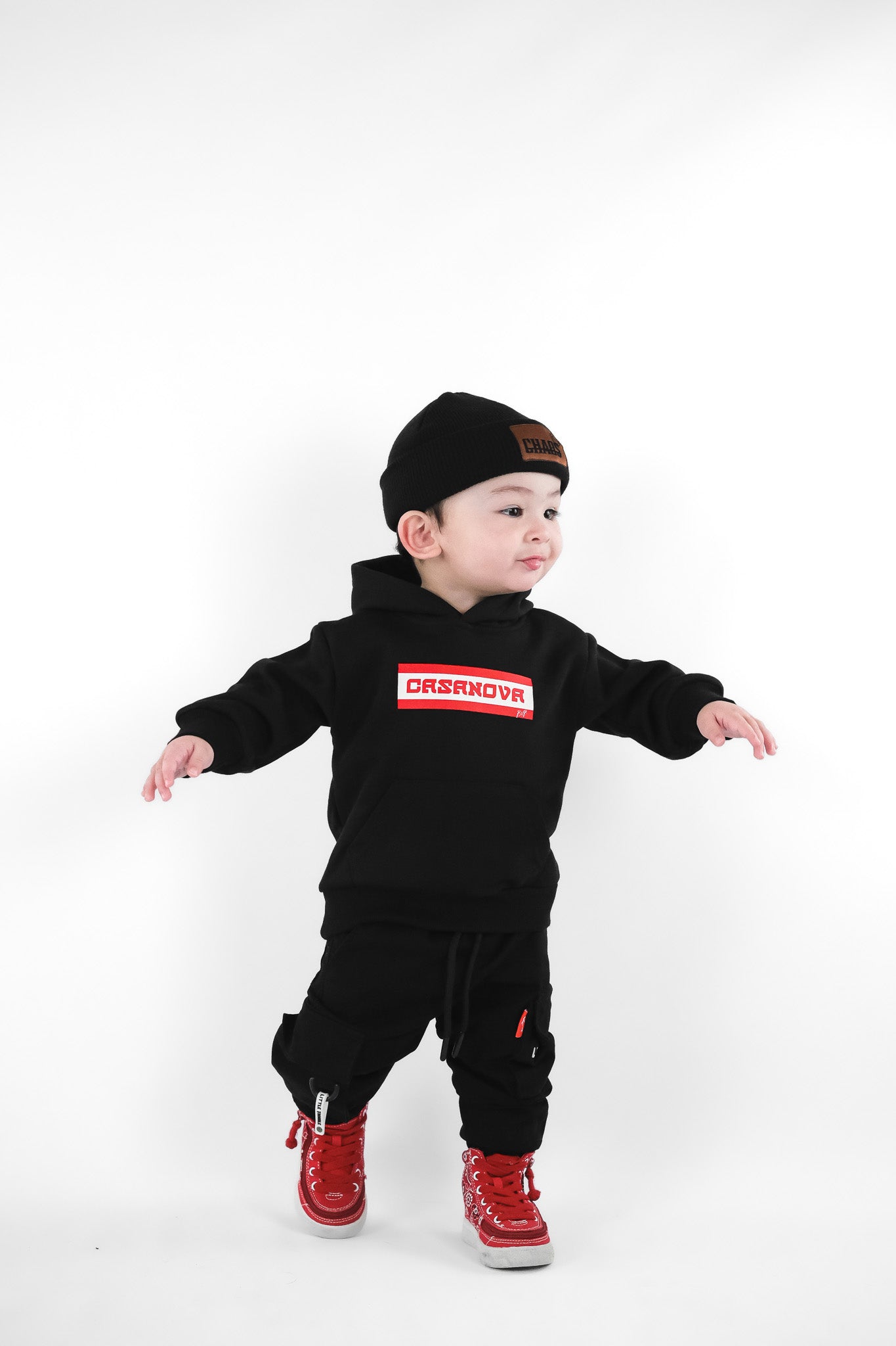 VÊTEMENTS POUR PETIT GARÇON - ENSEMBLE ASSORTI AVEC SWEAT À CAPUCHE